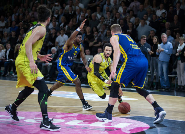 员选择告别 员选择告别