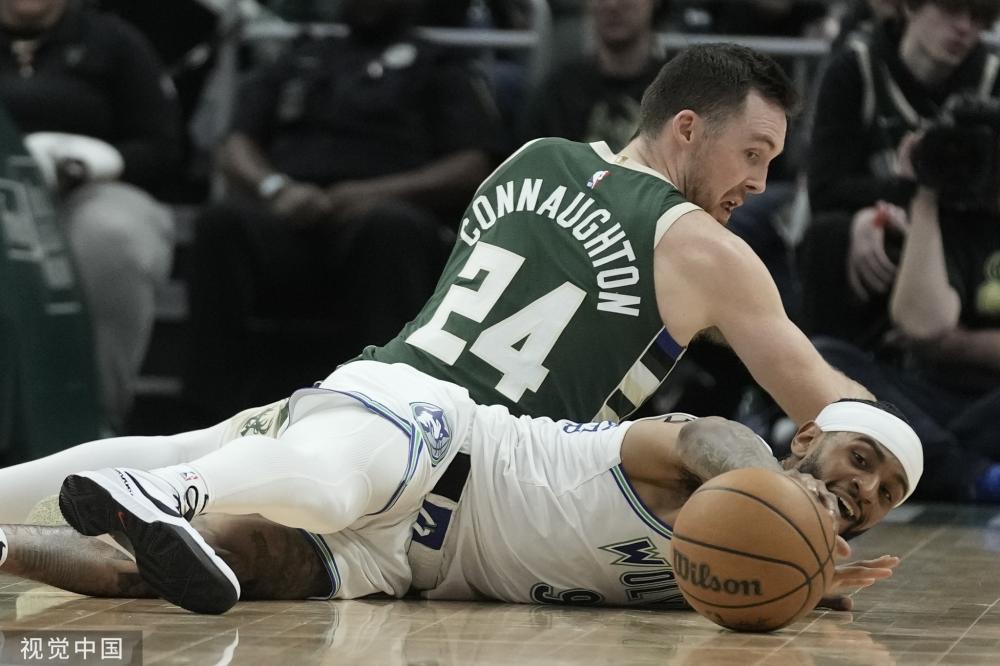 记者：热刺希望周四前签下埃泽，并愿意支付6000万镑